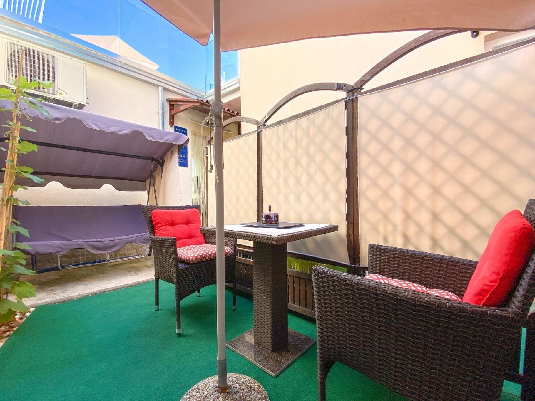 Gardenia One Apartman Novigrad Istria Kültér fotó